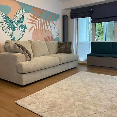 Mery Luxury Apartment Galaţi Eksteriør bilde