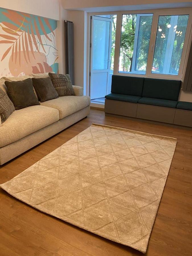Mery Luxury Apartment Galaţi Eksteriør bilde